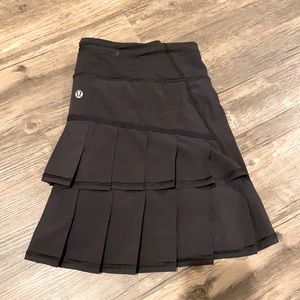Black Lululemon skirt